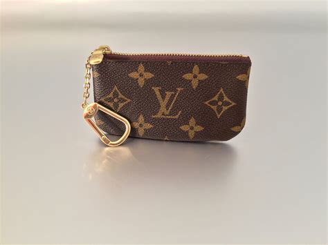 schlüsseletui herren louis vuitton|Louis Vuitton key holder bag.